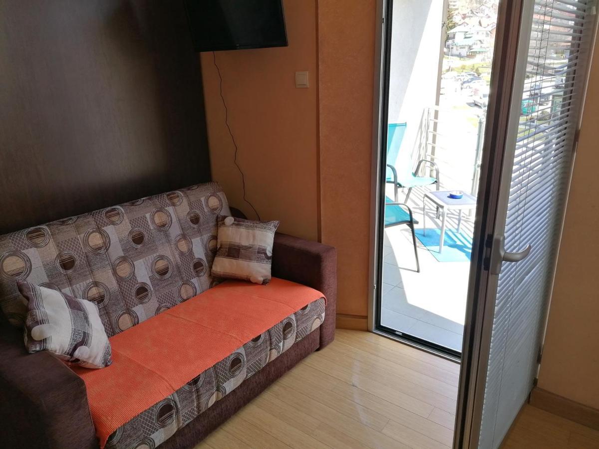 Apartman Aischa Nova Varoš エクステリア 写真
